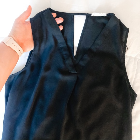 V-NECK BLOUSE TOP - Picture 1 of 4